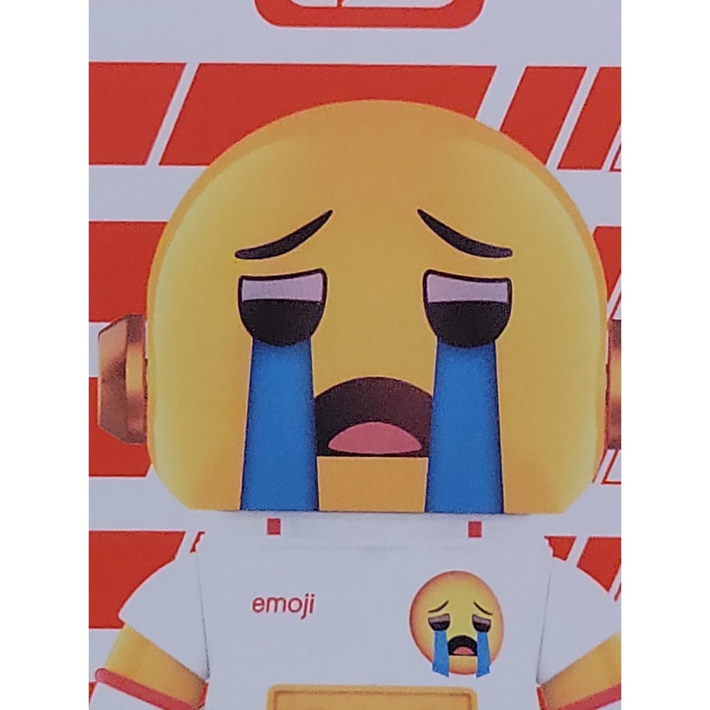 POP MART 100% Mega Space Molly x Emoji Series Figure Doll - 55555